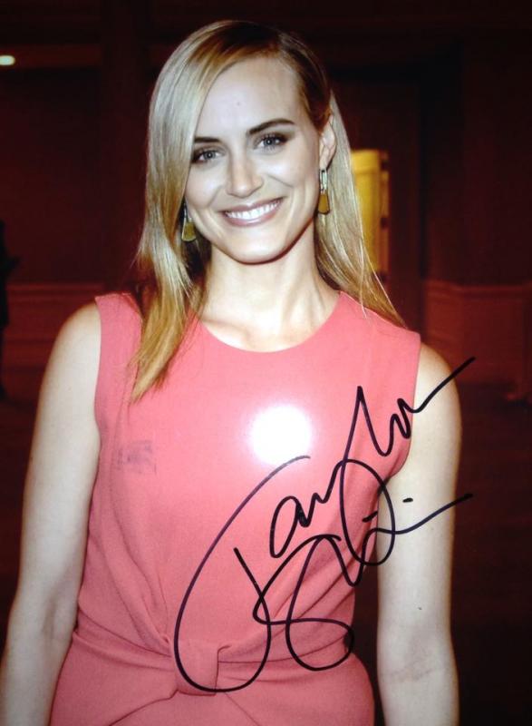 Taylor Schilling 8x10.jpg